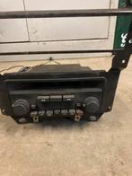 Te Koop aangeboden originele Volvo 240/260 radio, Ophalen, Gebruikt, Volvo