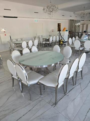 70 stoelen voor horeca, restaurant, evenement of feestzaal beschikbaar voor biedingen