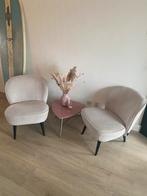 Woood 2 stoelen bouclé stof, Ophalen, Zo goed als nieuw, Stof