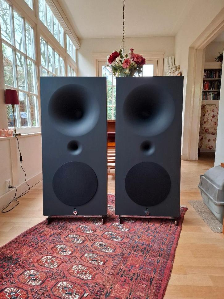 Avantgarde Acoustics ZERO TA, Audio, Tv en Foto, Luidsprekers, Zo goed als nieuw, Front, Rear of Stereo speakers, 120 watt of meer