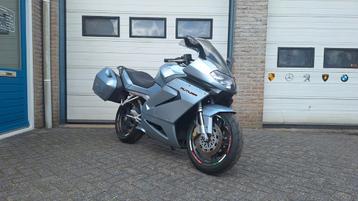 Nette Aprilia Rst 1000 Futura beschikbaar voor biedingen