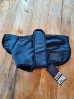 Nieuw: Hondenjasje waterproof Harry"s maat S 35cm, Dieren en Toebehoren, Ophalen of Verzenden, Nieuw, Hondenjas