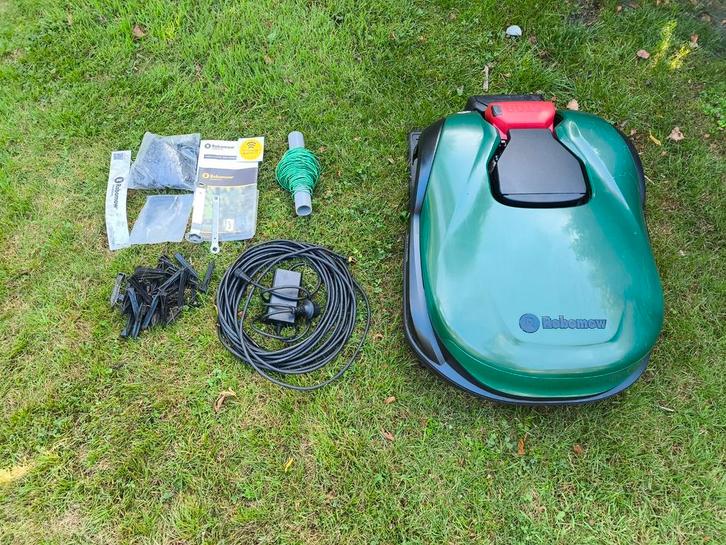 Robomow RK1000 Robotmaaier - met laad storing., Tuin en Terras, Robotmaaiers, Gebruikt, 20 tot 25 cm, Bestuurbaar via app, Ophalen