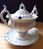 Prachtige antieke sauskom van Petrus Regout Maastricht, Ophalen of Verzenden, Zo goed als nieuw, Kom(men), Overige stijlen