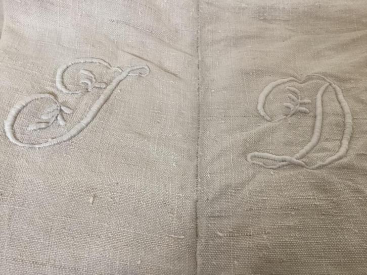 Vintage boeren linnen laken uit Frankrijk 2.50 /2.80 m, Huis en Inrichting, Slaapkamer | Beddengoed, Gebruikt, Overige typen, Tweepersoons