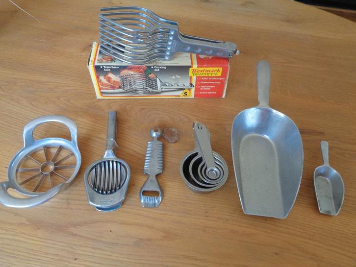 Vintage:WESTMARK eiersnijder,boterkruller,trancheerhulp enz, Huis en Inrichting, Keuken | Keukenbenodigdheden, Zo goed als nieuw