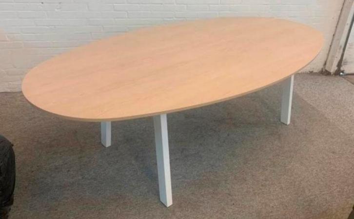 Tafel zeer grote berken Gispen eettafel of vergadertafel, Huis en Inrichting, Tafels | Eettafels, 200 cm of meer, Vijf personen of meer