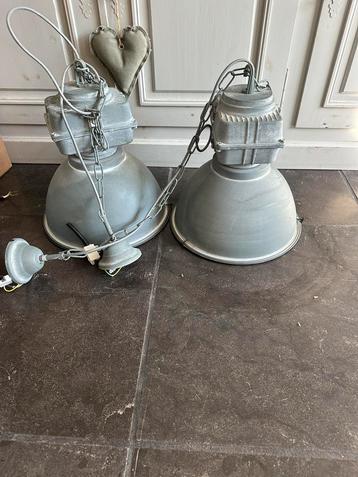 Industriel lamp of lampen beschikbaar voor biedingen