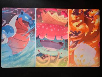 Pokemon Playmat Blastois, Venusaur en Charizard beschikbaar voor biedingen