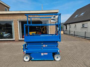 Skyjack 3219 hoogwerker schaarlift 120 uur ! Frisse accu's beschikbaar voor biedingen