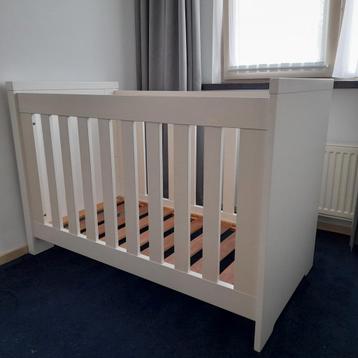 Dallas ledikantje 60x120 beschikbaar voor biedingen