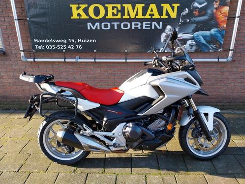 *VERKOCHT* HONDA NC 750 X DCT C-ABS (bj 2019) NC750X automaa, Motoren, Motoren | Honda, Bedrijf, Overig, meer dan 35 kW, 2 cilinders