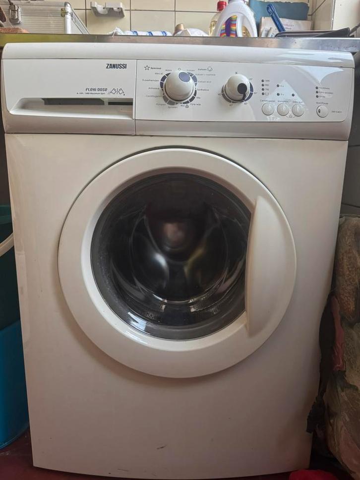Wasmachine Zanussi, Witgoed en Apparatuur, Wasmachines, Gebruikt, Voorlader, 4 tot 6 kg, 85 tot 90 cm, 1200 tot 1600 toeren, Verzenden