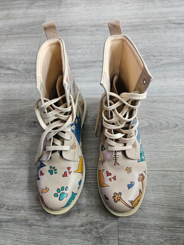 DOGO Schoenen - I love cats - Maat 41, DOGO, Ophalen of Verzenden, Zo goed als nieuw, Lage of Enkellaarzen