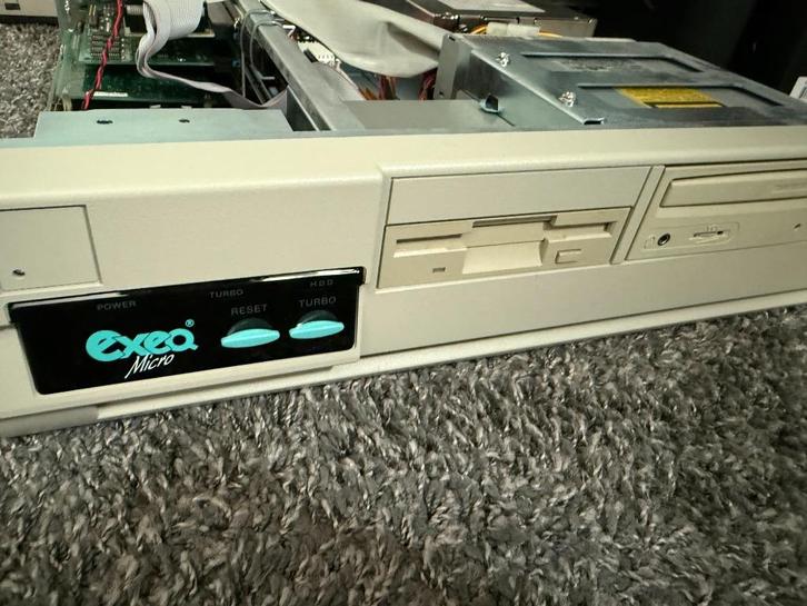 486DX2 PC - New old stock case - Premium componenten!, Computers en Software, Vintage Computers, Ophalen of Verzenden