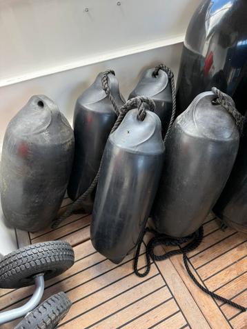 5x Stootwillen Fenders 22 x 65 beschikbaar voor biedingen