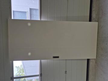 Schuifdeur ral9010 zijdeglans beschikbaar voor biedingen