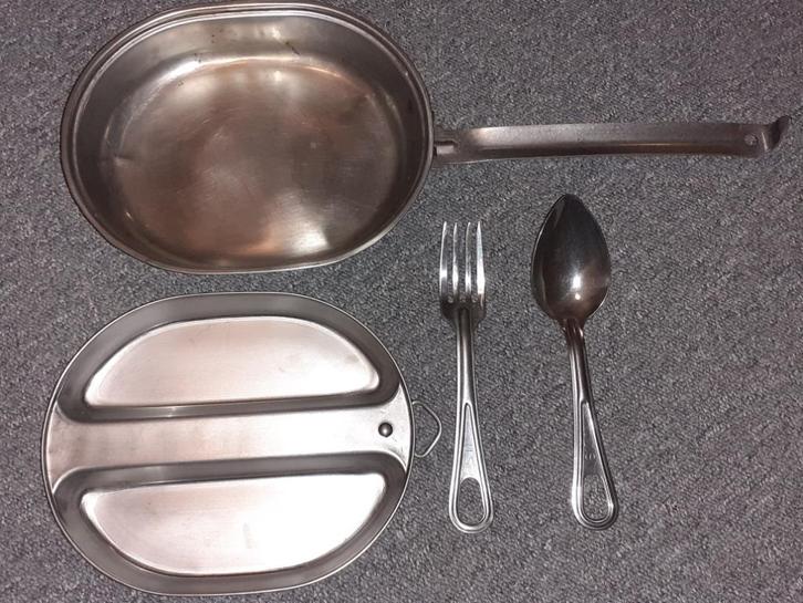 Messtinn + bestek US Army, Verzamelen, Militaria | Algemeen, Landmacht, Overige typen, Amerika, Ophalen of Verzenden