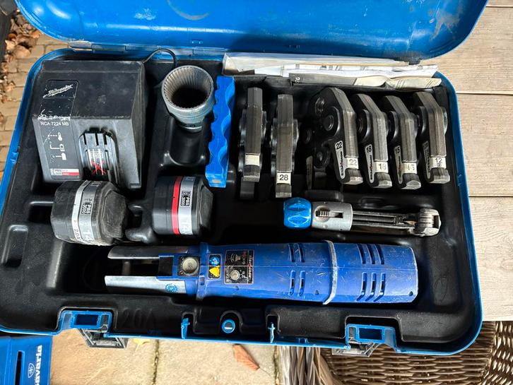 Geberit Perstang met Bekken, Doe-het-zelf en Verbouw, Gereedschap | Overige machines, Gebruikt, Ophalen of Verzenden