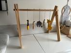 Houten babygym met leuke speeltjes, Ophalen, Zo goed als nieuw, Babygym, Met geluid