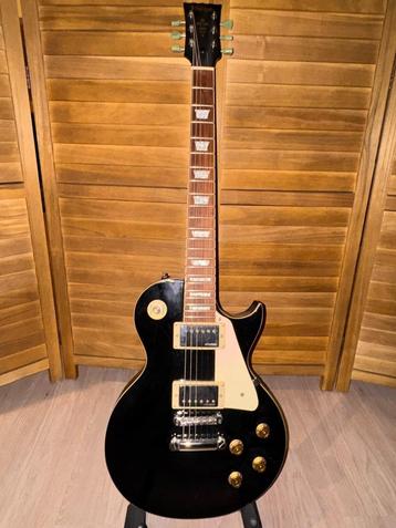 Vintage V100 Black Les Paul beschikbaar voor biedingen