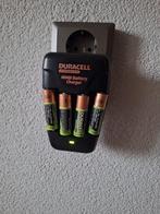 Duracell Accu Oplader met 4 AA Batterijen, Audio, Tv en Foto, Accu's en Batterijen, Ophalen of Verzenden, Gebruikt, Oplaadbaar