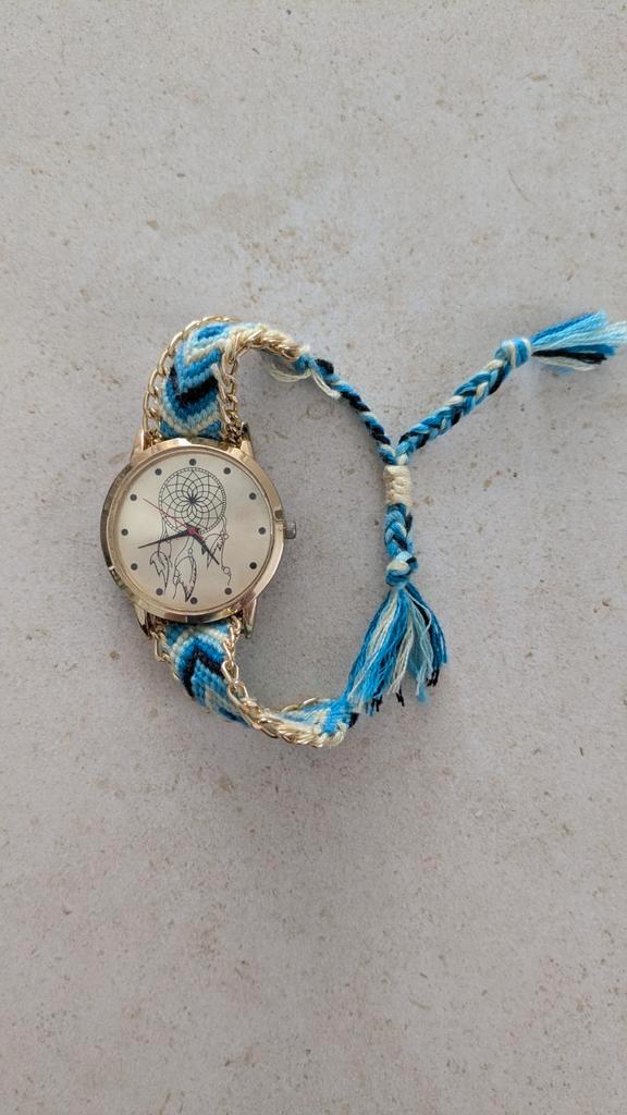 Horloge blauw gevlochten met dromenvanger, Sieraden, Tassen en Uiterlijk, Horloges | Antiek, Polshorloge, Overige merken, Staal