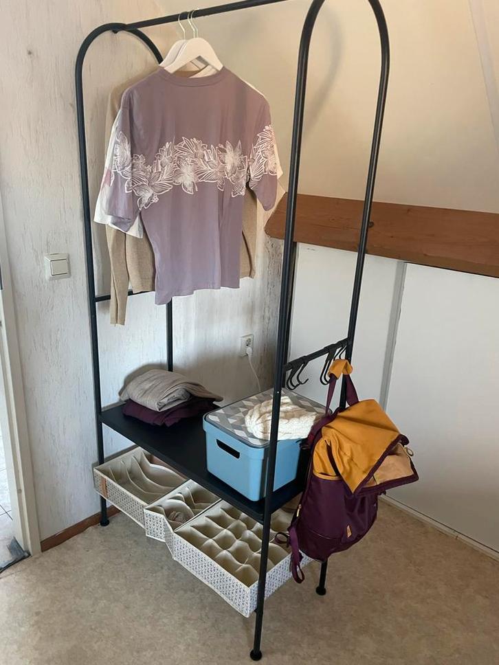 IKEA kledingrek, Huis en Inrichting, Woonaccessoires | Kapstokken, Zo goed als nieuw, Staande kapstok, 150 tot 200 cm, Metaal