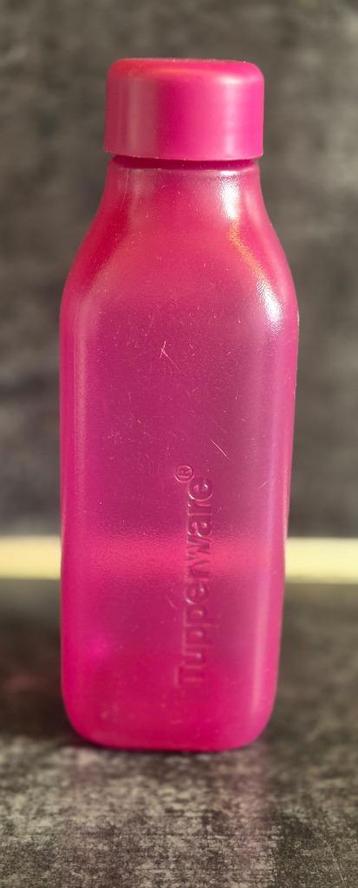 Tupperware Ecofles vierkant Donkerroze 500ML beschikbaar voor biedingen