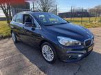 BMW 2-serie Active Tourer 220i High Exe Automaat LED Panoram, 1998 cc, 730 kg, Euro 6, Blauw