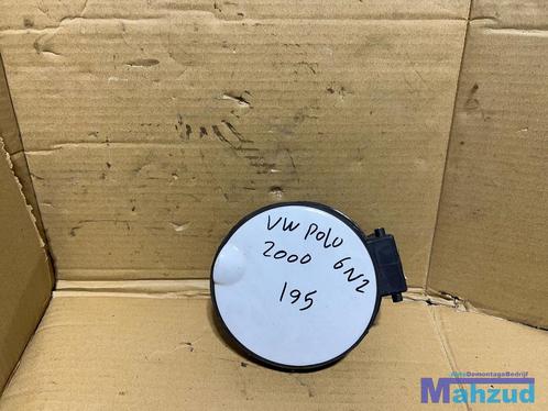VW POLO 6N2 wit tankklep 1999-2001, Auto-onderdelen, Carrosserie en Plaatwerk, Deur, Volkswagen, Gebruikt, Ophalen of Verzenden