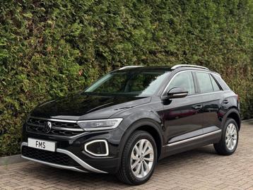 Volkswagen T-Roc 1.5 TSI Style CarPlay Panorama beschikbaar voor biedingen