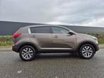 Kia Sportage 1.6 GDI World Cup Edition Achteruitrij Camera /, Auto's, Kia, Voorwielaandrijving, 135 pk, 4 cilinders, Bruin