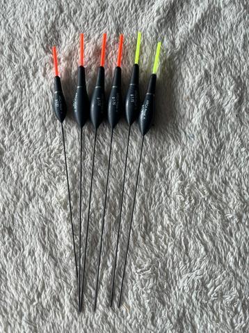 adv 311 / NIEUW set 6 dobbers ARCA beschikbaar voor biedingen