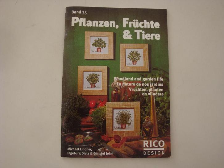 Boek borduurpatronen planten, fruit en dieren kruissteek NL, Hobby en Vrije tijd, Borduren en Borduurmachines, Zo goed als nieuw