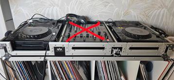 2x Pioneer cdj 900 + flightcase beschikbaar voor biedingen