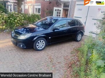 Opel Signum 1.9 CDTi Business leer beschikbaar voor biedingen