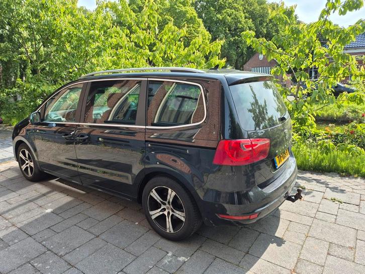 Seat Alhambra 2.0 TDI 100KW 2012 Zwart / 4 motion, Auto's, Seat, Particulier, Alhambra, 4x4, ABS, Achteruitrijcamera, Adaptieve lichten