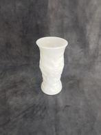 Vintage Ingrid Glashütte boomschors melk Glas Art Vaas 1970, N, Wit, Ophalen of Verzenden, Glas
