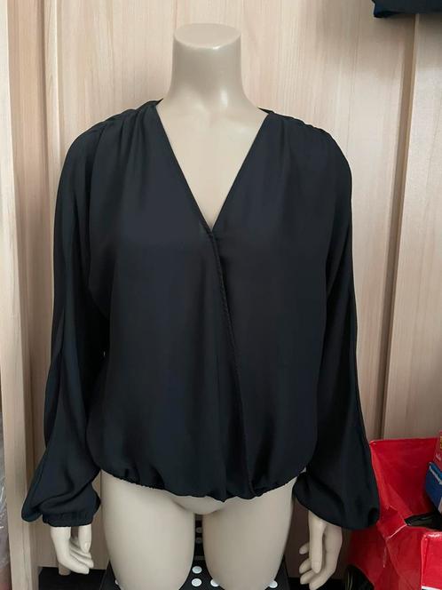 Blouses bodyflirt zwart omslag bol bloesje 40 M, Kleding | Dames, Blouses en Tunieken, Zo goed als nieuw, Maat 38/40 (M), Zwart