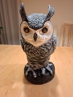 Uilenbeeld met Motion detection en geluid - Tuindecoratie, Ophalen of Verzenden, Zo goed als nieuw, Kunststof, Dierenbeeld