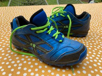 Osaka Hockeyschoenen Maat 37 beschikbaar voor biedingen