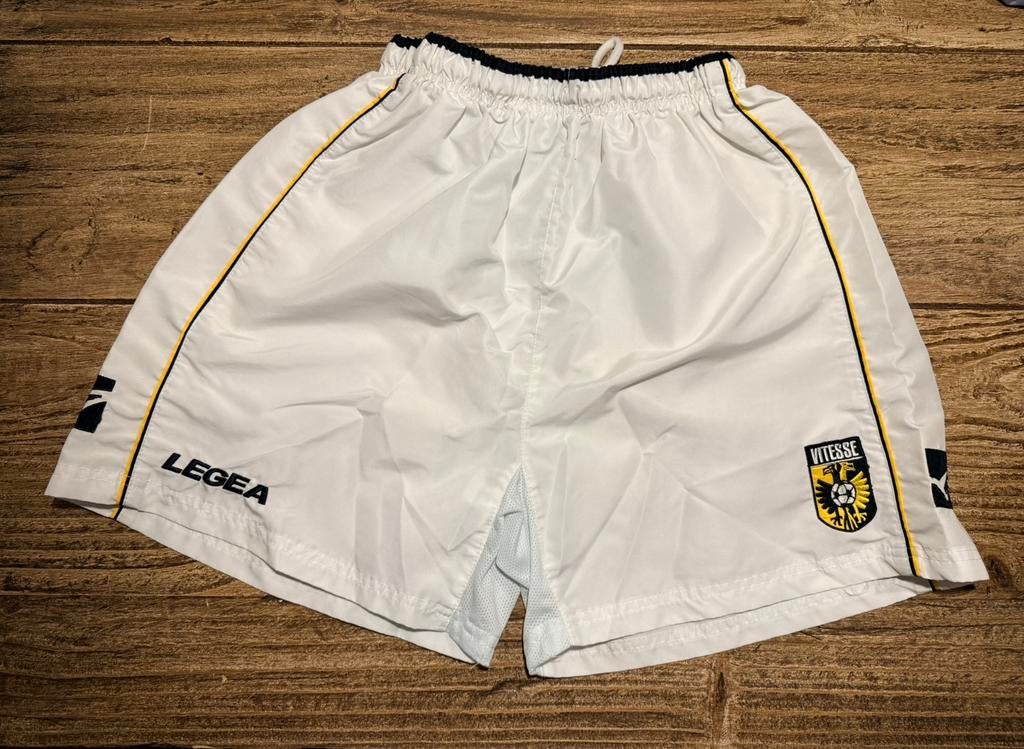 Voetbal broekje Vitesse, Ophalen of Verzenden, Nieuw, Vitesse, Overige typen
