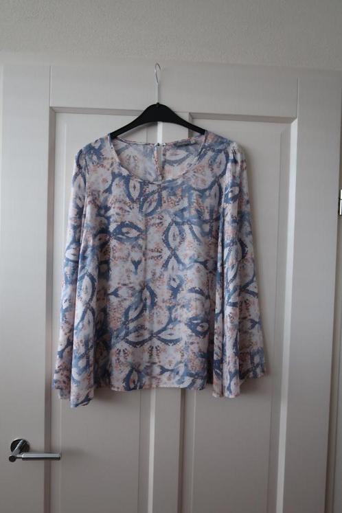 Vlotte zomerse blouse wit/blauw/roze merk Geisha maat XL 42, Kleding | Dames, Blouses en Tunieken, Zo goed als nieuw, Maat 42/44 (L)