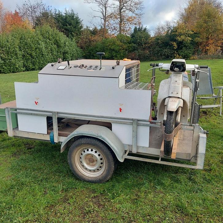 Paragliding Lier Honda met oliekoeler z.g.a.n. 12 draai-uren, Sport en Fitness, Zweefvliegen en Paragliding, Zo goed als nieuw