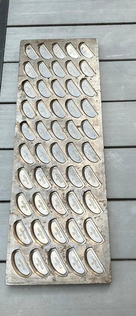 Droste chocolademal, Vormenfabriek Tilburg-Holland., Antiek en Kunst, Curiosa en Brocante, Ophalen of Verzenden