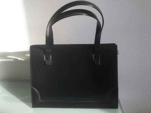 Zwarte leren handtas, Sieraden, Tassen en Uiterlijk, Tassen | Damestassen, Zo goed als nieuw, Handtas, Zwart, Ophalen of Verzenden