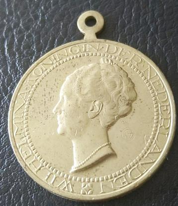 penning draagpenning Koningin Wilhelmina (lot 7) beschikbaar voor biedingen