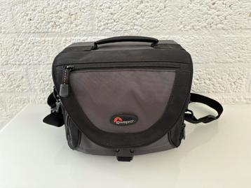 Lowepro Nova 3 AW beschikbaar voor biedingen