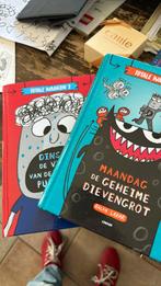 Boeken totale waanzin, Ophalen of Verzenden, Zo goed als nieuw